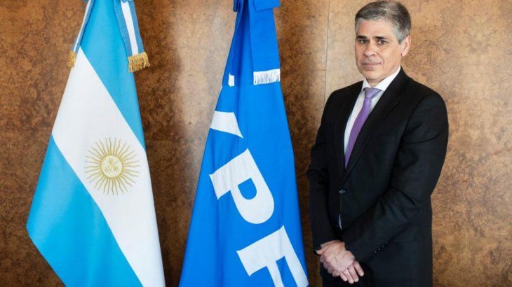 ¿YPF vuelve a aumentar el precio del combustible en diciembre?