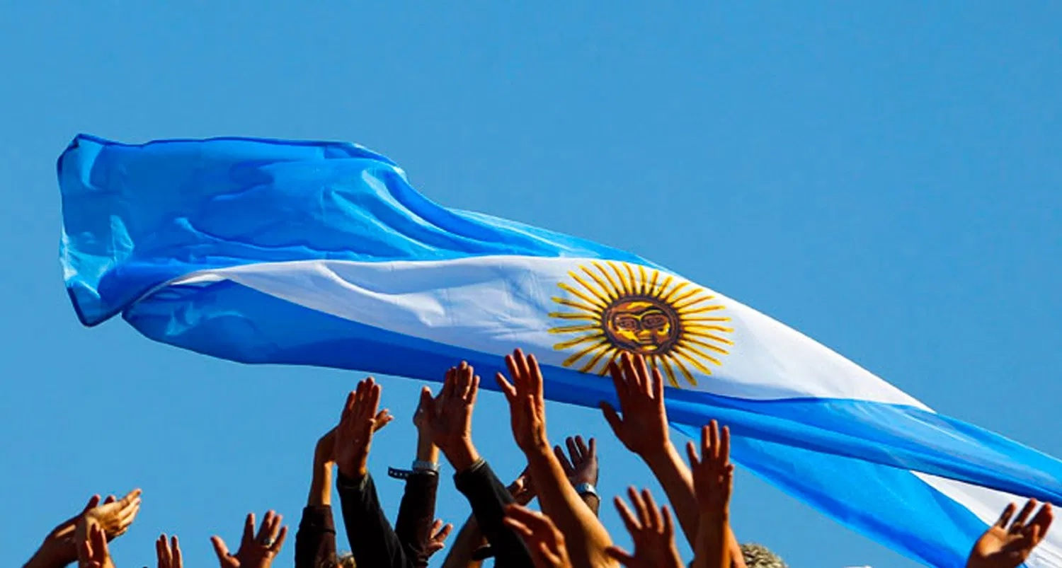 Una encuesta arrojó como resultado que cayó el nivel de felicidad de los argentinos
