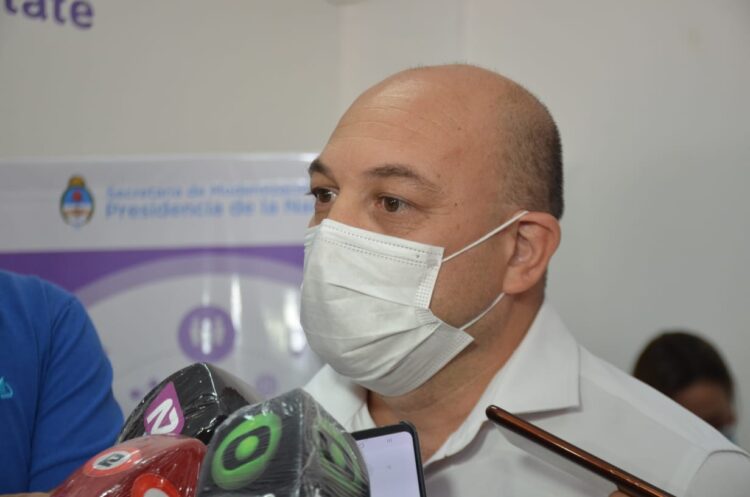 El periodo entre la segunda y la tercera dosis de la vacuna contra el coronavirus es de cuatro meses