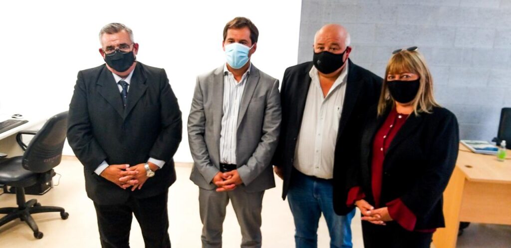 Gaitán: “La falta de estructura edilicia y de los móviles policiales son cosas que nos preocupan y se los transmitimos al ministro y al Jefe de la Policía”