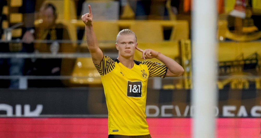 Borussia Dortmund, desesperado por Haaland: le duplicará el sueldo para retenerlo