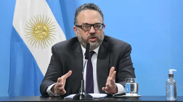 Kulfas afirmó que “la economía se está recuperando más rápido de lo que se esperaba”