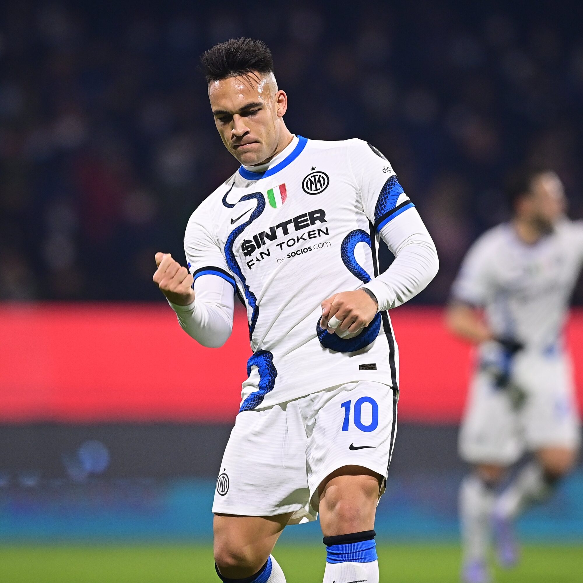 Con un gol de Lautaro Martínez, Inter goleó a Salernitana y lidera la Serie A en soledad