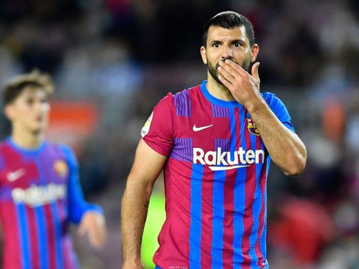 Hinchas del Barcelona criticaron a Sergio Agüero por ir a Dubai mientras el equipo era eliminado de la Champions League