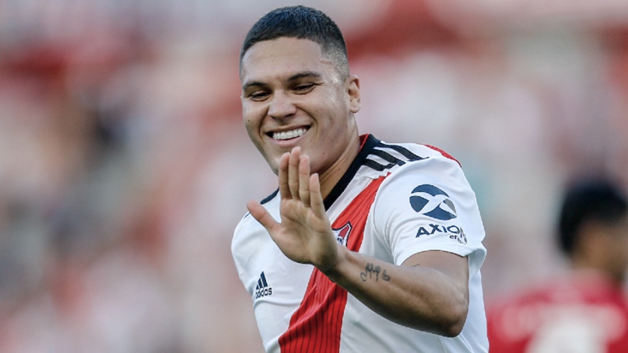 Esta semana se definirá la vuelta de Juanfer Quintero a River