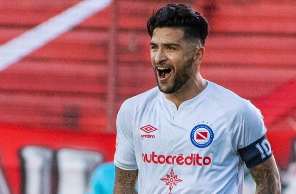 “Elías Gómez eligió River porque juega la Copa Libertadores”, afirmó el presidente de Argentinos