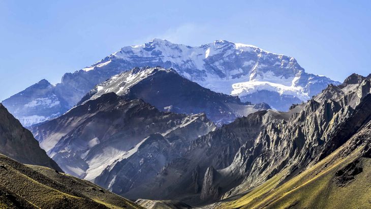 Tragedia: Un militar retirado intentó escalar el Aconcagua “en solitario” y es la primera victima del 2022 en la cumbre