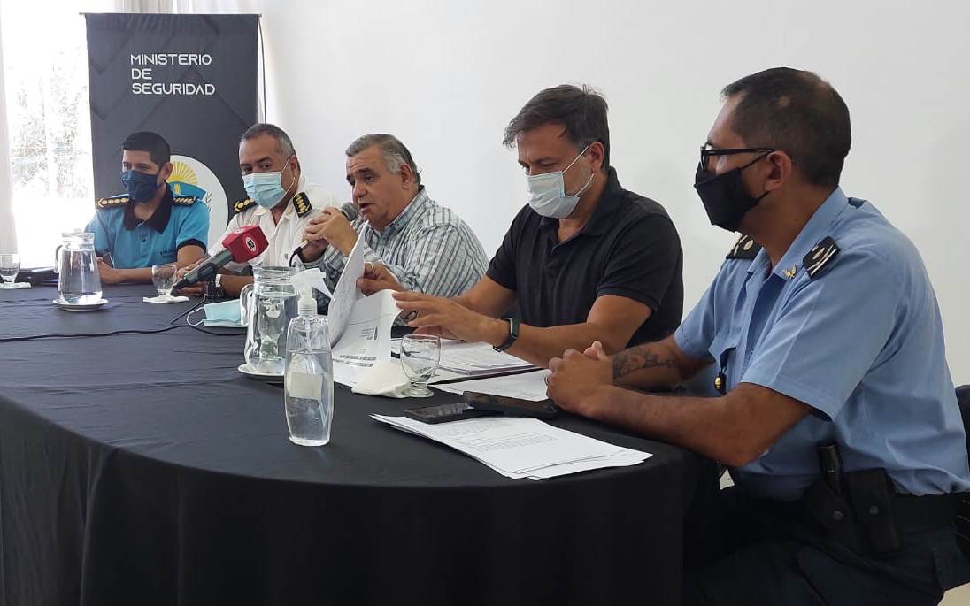 Das Neves sobre Jones Huala: “Aquel que no esté ajustado a derecho lo vamos a sacar con todo el peso de la ley”