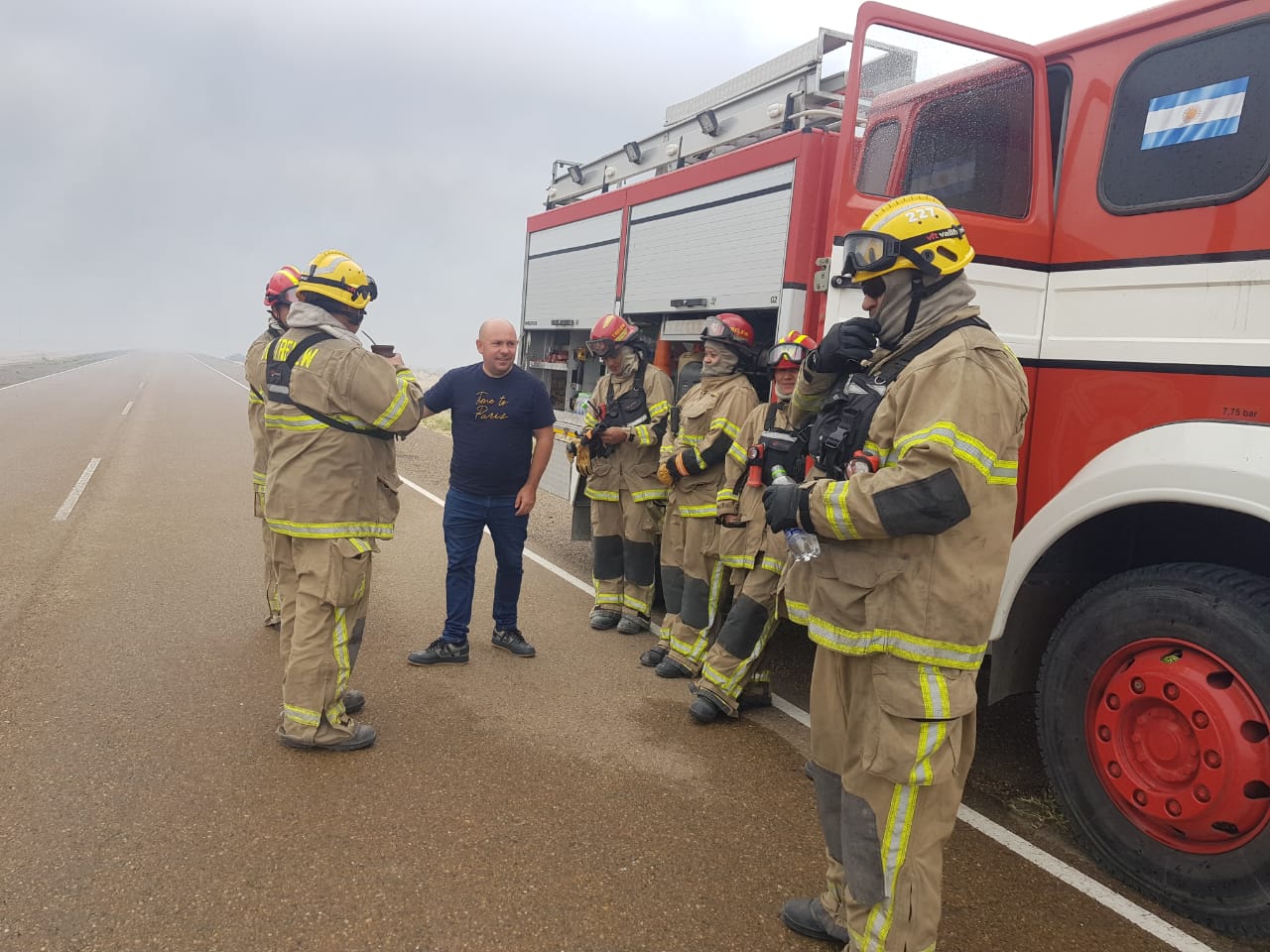 Incendio en Puerto Madryn: El fuego ya consumió 56.000 hectáreas y hay preocupación por las fuertes ráfagas de viento después del mediodía