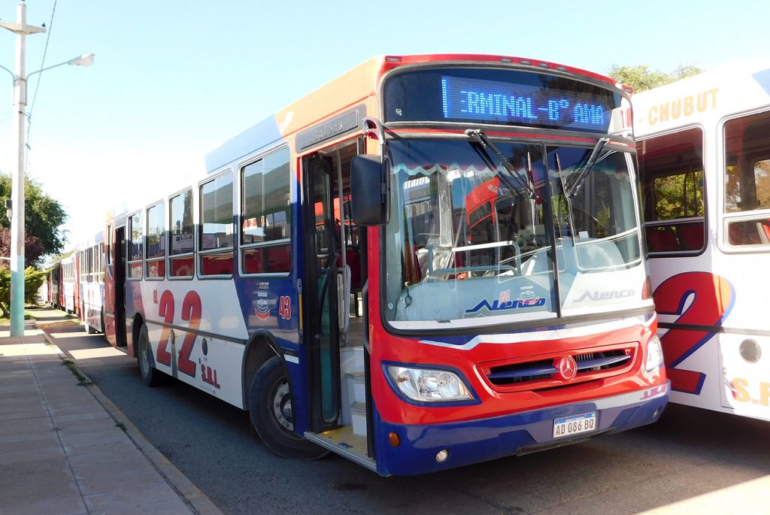 Trelew: Se depositaron los haberes de los trabajadores de “El 22” y el transporte urbano vuelve a prestar servicio