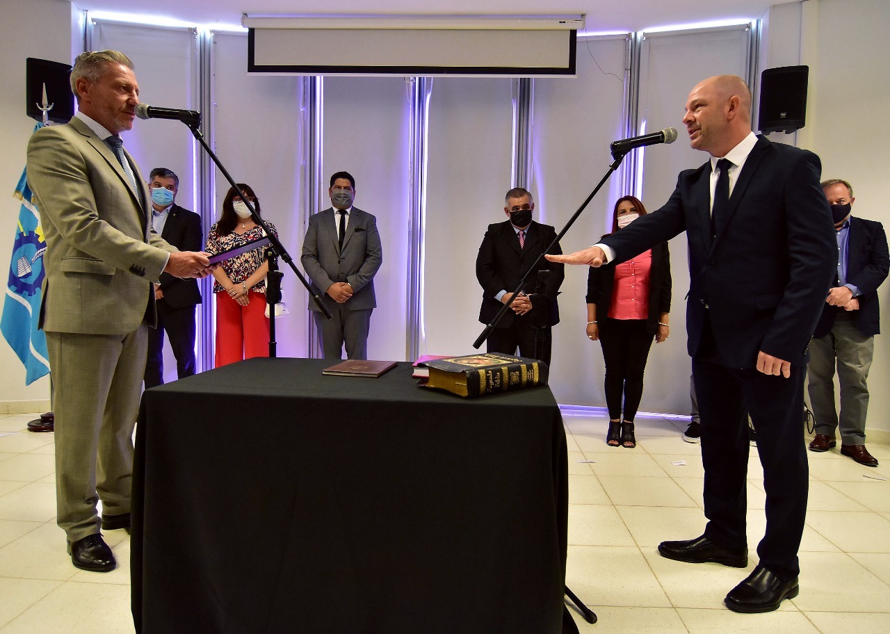 El gobernador agradeció la lealtad de Grazzini y valoró que Sandilo “me viene acompañando desde el día uno que empecé a incursionar en la política”