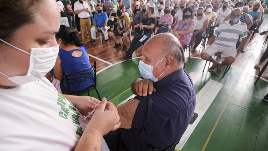 Salud distribuyó más de 100 millones de vacunas contra el coronavirus