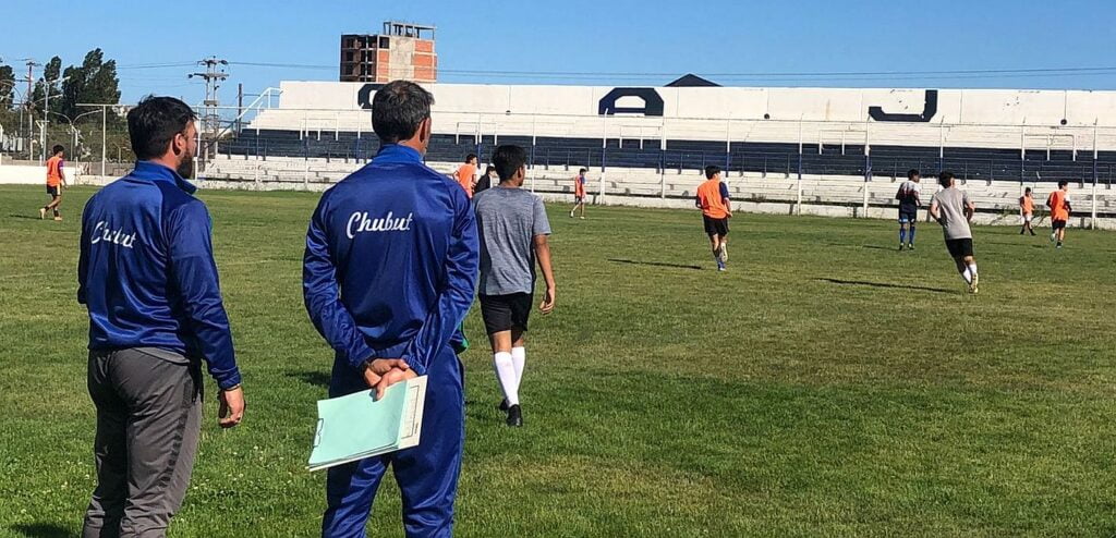 Comodoro Rivadavia: El semillero de jugadores profesionales que llegaron a jugar en primera y Europa