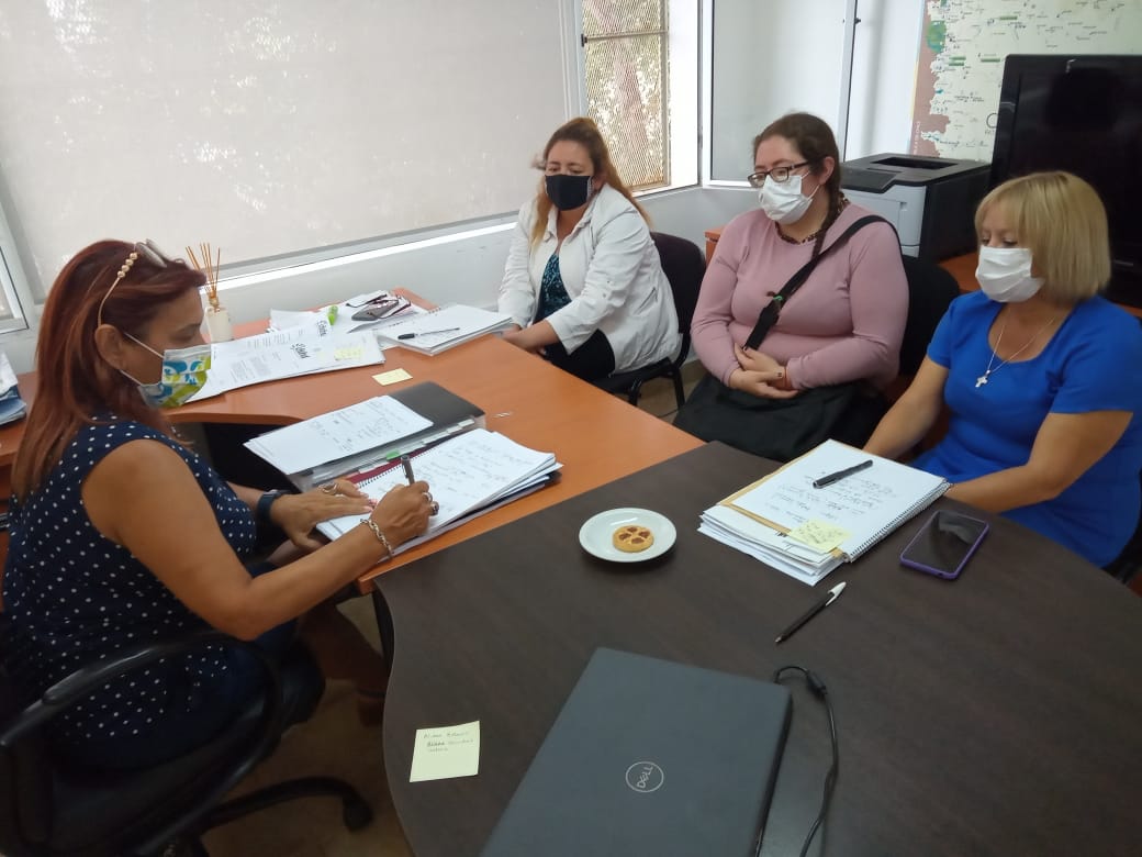 Provincia trabaja junto a Aldea Beleiro problemáticas socio-económicas