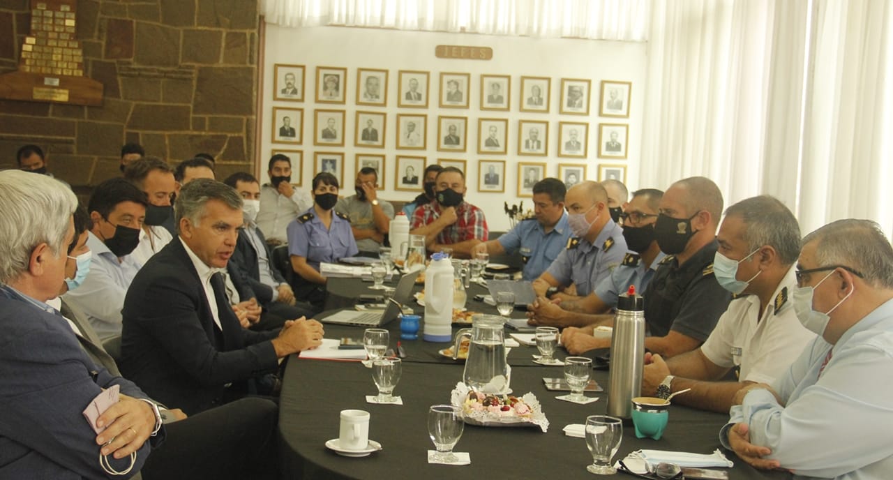 Cortes de fibra óptica: Funcionarios provinciales se reunieron con directivos de empresa de telefonía para fortalecer las medidas preventivas