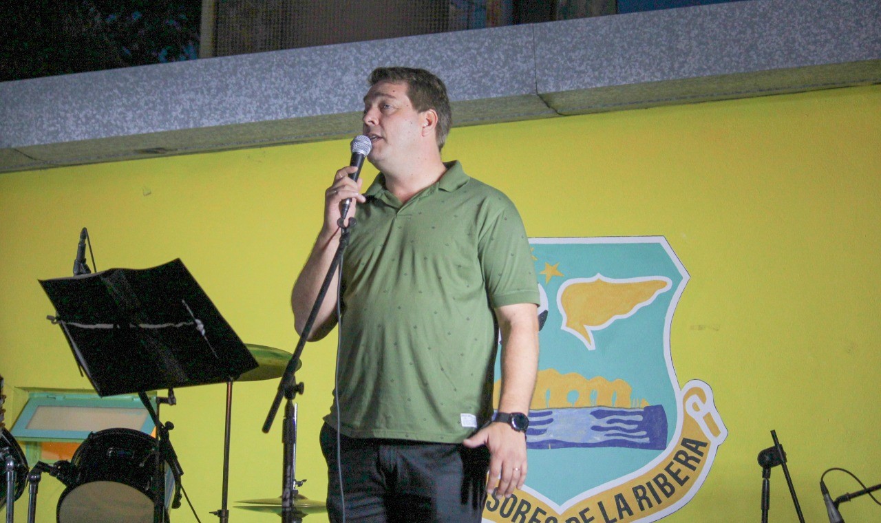 Biss participó de los festejos del 48º aniversario del Club Defensores de la Ribera