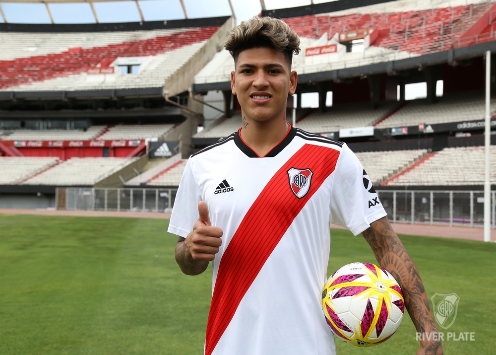 Carrascal con un pie y medio en Rusia: Se iría a préstamo al CSKA de Moscú con la posibilidad de compra del 50% del pase