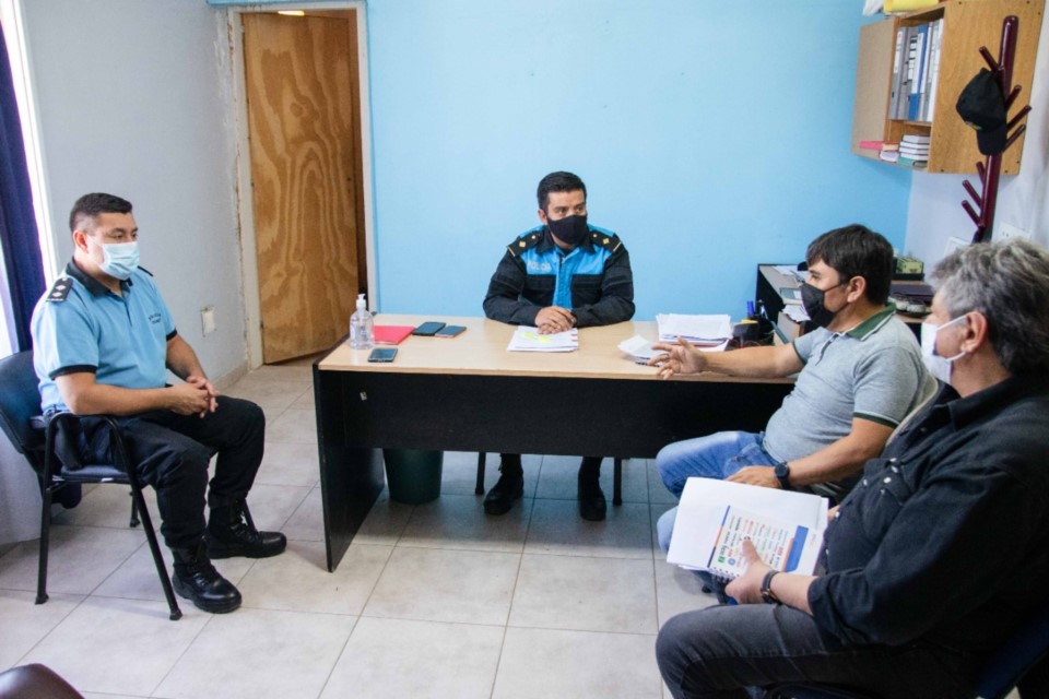 Tras la preocupante ola de hechos vandálicos la Cooperativa Eléctrica de Trelew se reunió con autoridades policiales