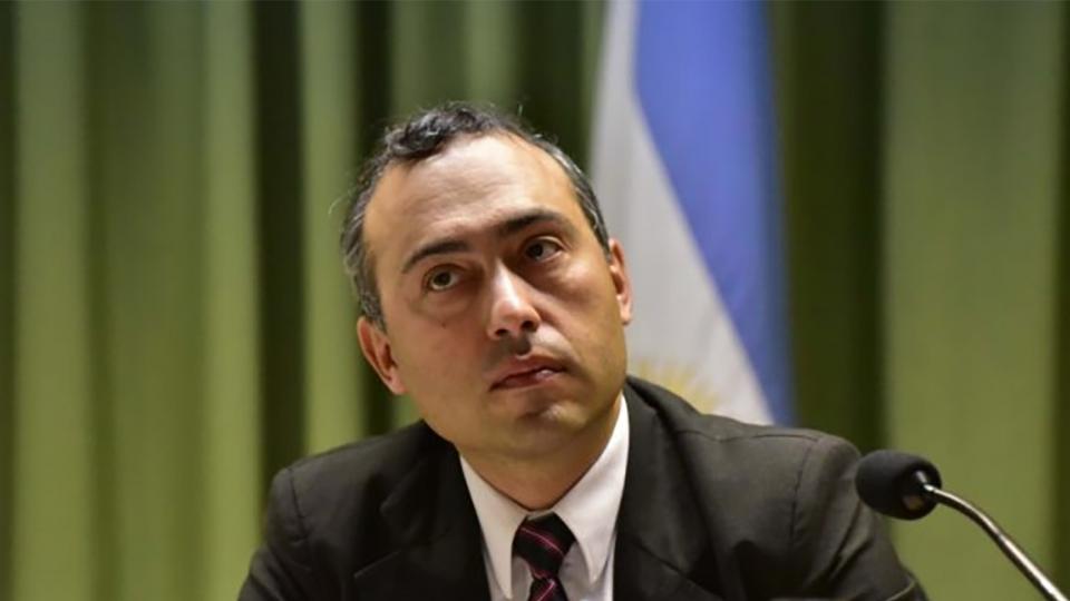 La policía deberá hacer que una mujer enfrente a la Justicia por un robo que cometió con un hombre en Playa Unión