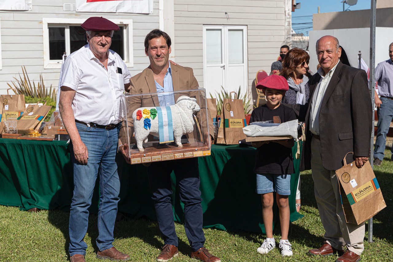 Osvaldo Luján dijo que Chubut es la principal exportadora de lana del país y detalló que el 70% del producto sale con valor agregado