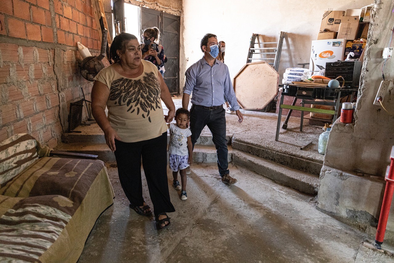 Luque visitó un comedor y dijo que Comodoro “es una ciudad solidaria” y que tiene “sobrados ejemplos de ello”