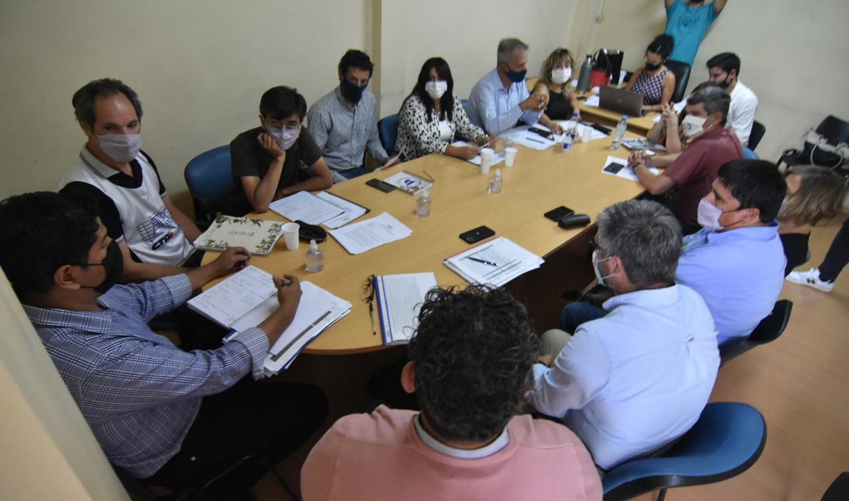 La Atech endurece postura: Rechazó propuesta del Gobierno y aclaró que Provincia “empuja” a los docentes a definir acciones de protesta