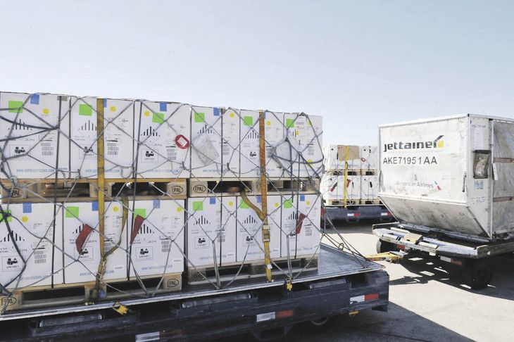 Coronavirus: Arribaron al país 216 mil dosis pediátricas de Pfizer