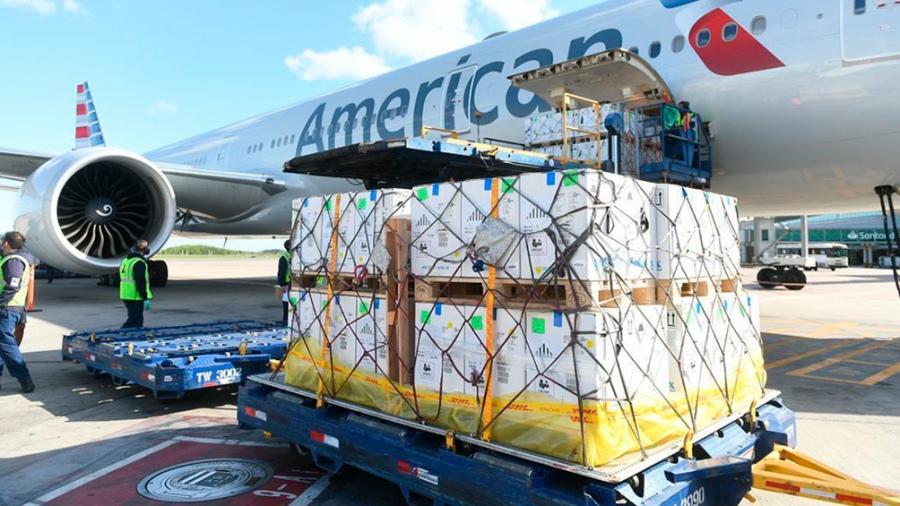 Llegó al país un nuevo cargamento con más de 800 mil vacunas Pfizer contra el coronavirus