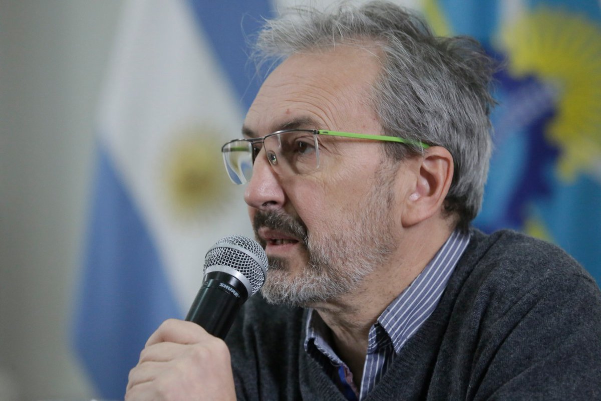 Puratich: “La vacuna no es obligatoria y no se obligará a los papás a vacunar a los chicos para que vayan a la escuela”