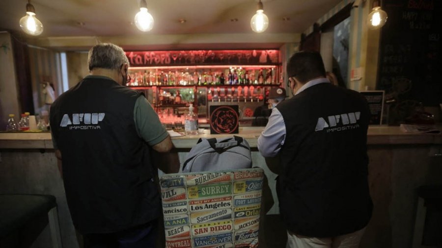 Operativo evasión: La AFIP realizó controles durante la temporada en Chubut y detectó ventas no declaradas y empleo no registrado en bares y cervecerías