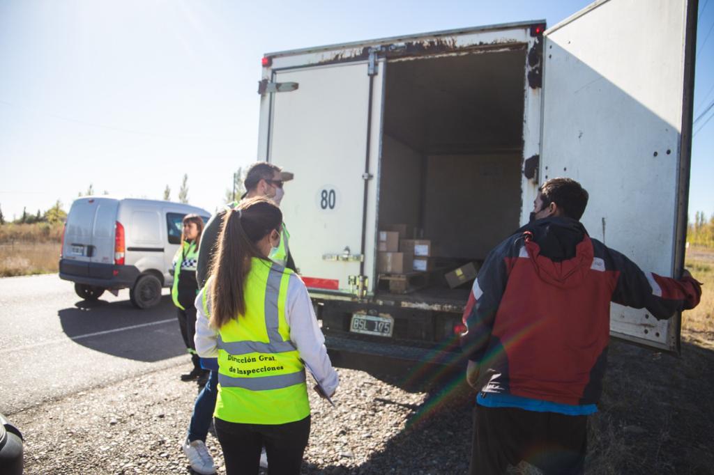 El municipio de Rawson controla el ingreso a la ciudad de transporte de mercadería para detectar y prevenir irregularidades