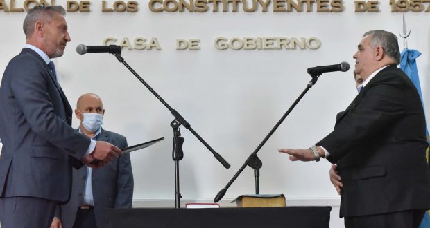 Arcioni aceptó la renuncia de Leonardo Das Neves