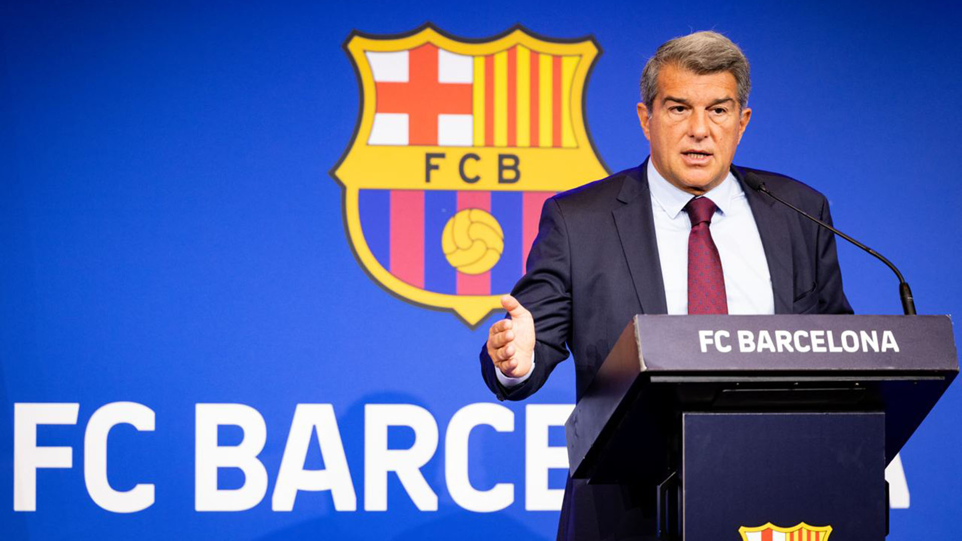 Laporta desestimó, “por ahora, eventual regreso” de Messi al Barcelona