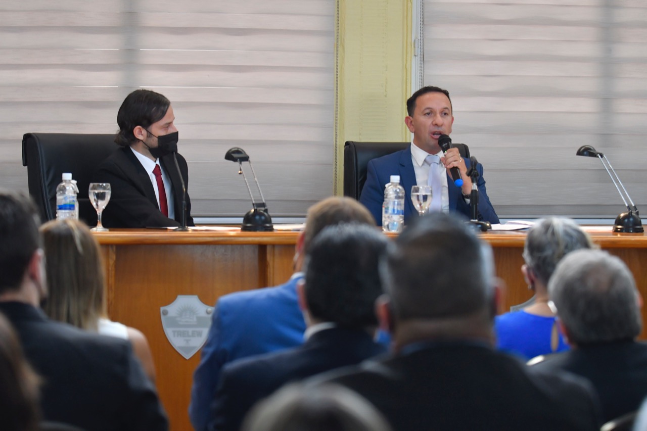 Maderna: “Estamos convencidos de que la obra pública es una de las claves para sostener la paz social”