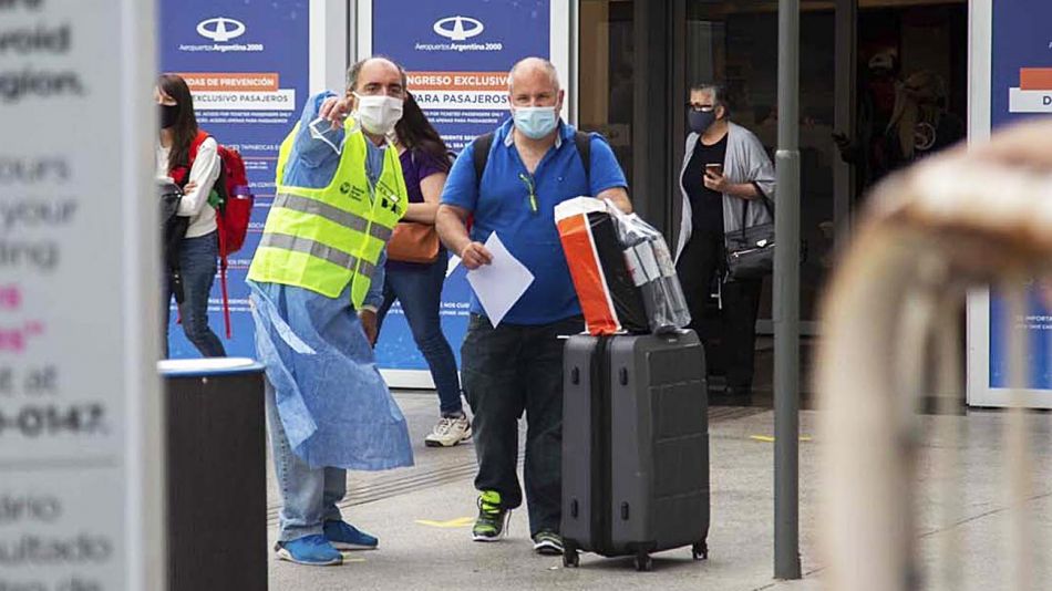 El Gobierno normalizó los ingresos al país para argentinos y extranjeros