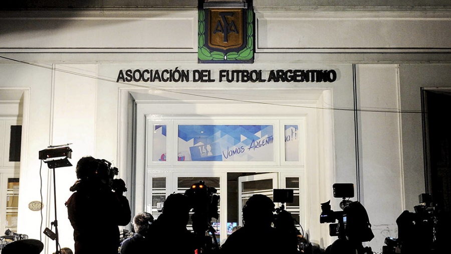La AFA convocó a la Liga Profesional para una reunión clave sobre su futuro