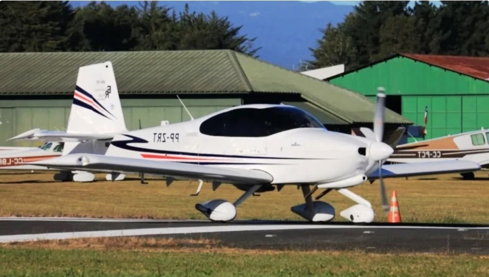 Pudieron rastrear los iPhone de los brasileros que viajaban en la avioneta desaparecida en Chubut y la señal indicó una posible ubicación al este de Comodoro