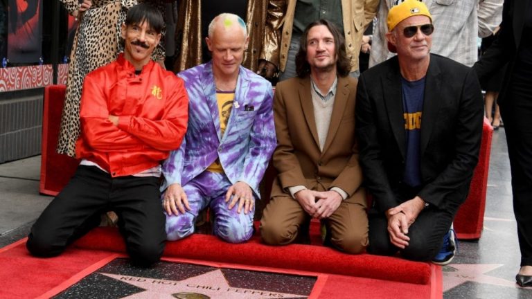 Los Red Hot Chili Peppers ya cuentan con su estrella en el Paseo de la Fama de Hollywood