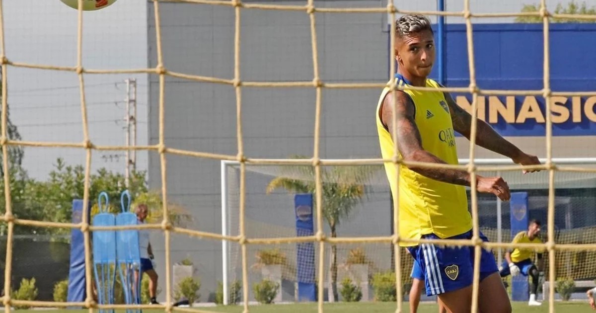 Almendra volvió en Boca y le dio el triunfo a la Reserva 3-2 ante Vélez