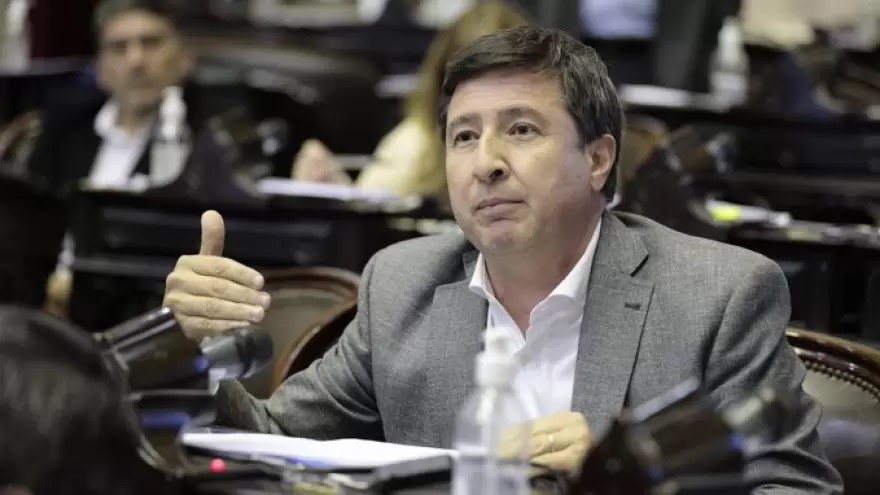 Arroyo impulsa un proyecto de ley para fortalecer cerca de 400 mercados de cercanía en todo el país