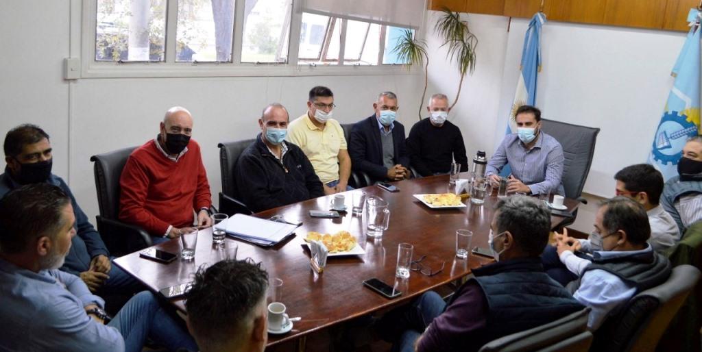 Cavaco y empresarios del VIRCh presionan por la compensación por zona desfavorable en Chubut y piden igualar condiciones con otras provincias