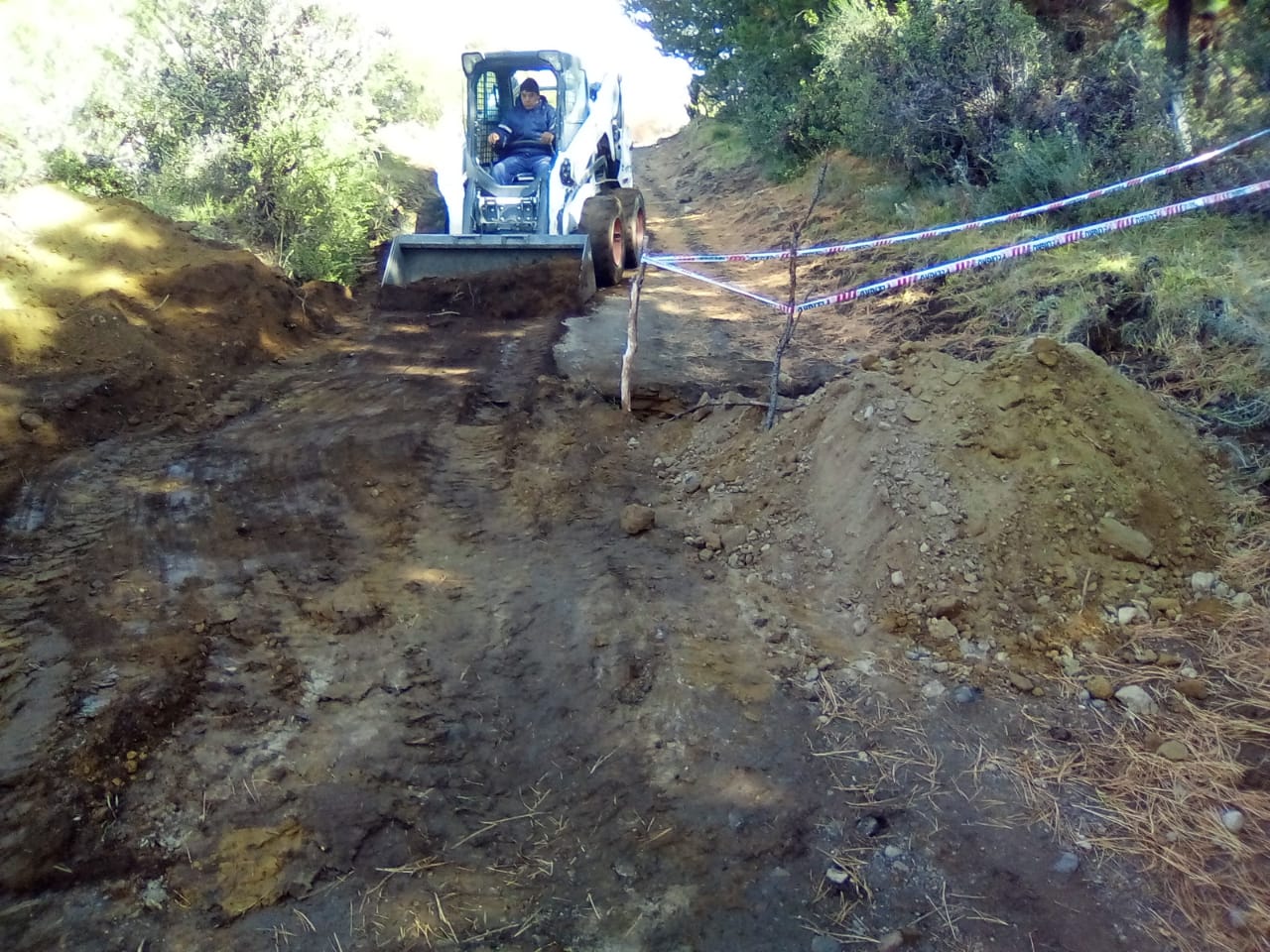 Esquel: El municipio comenzó a realizar conexiones domiciliarias de agua en Alto Río Percy