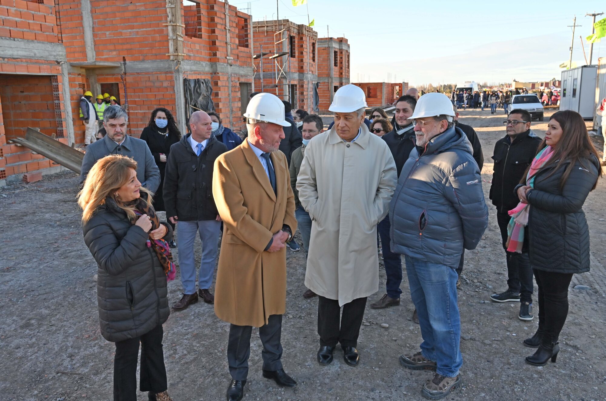 Arcioni: “En Trelew estamos ejecutando obras por más de $ 3.842 millones y construyendo 109 viviendas”