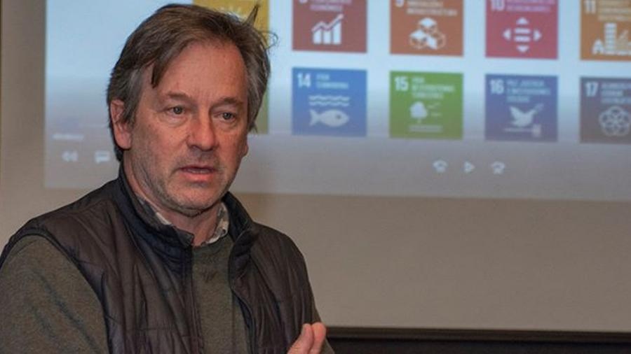 Pol Huisman: “Los molinos están generando en la tierra chubutense y no puede ser que no tributen nada”