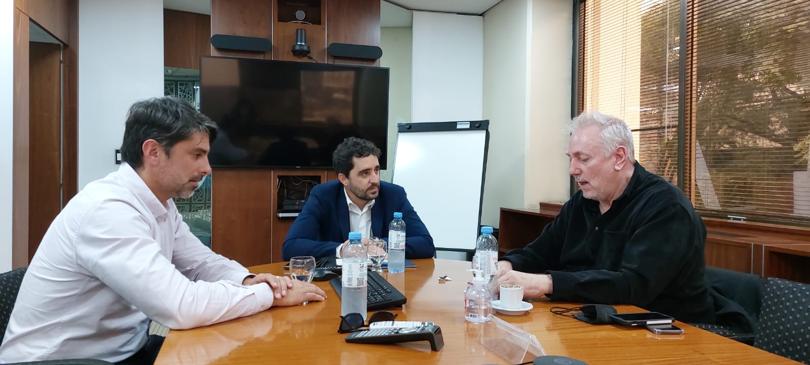 Funcionarios provinciales analizaron con el presidente de Cammesa los avances en el plan de interconexión eléctrica en Chubut