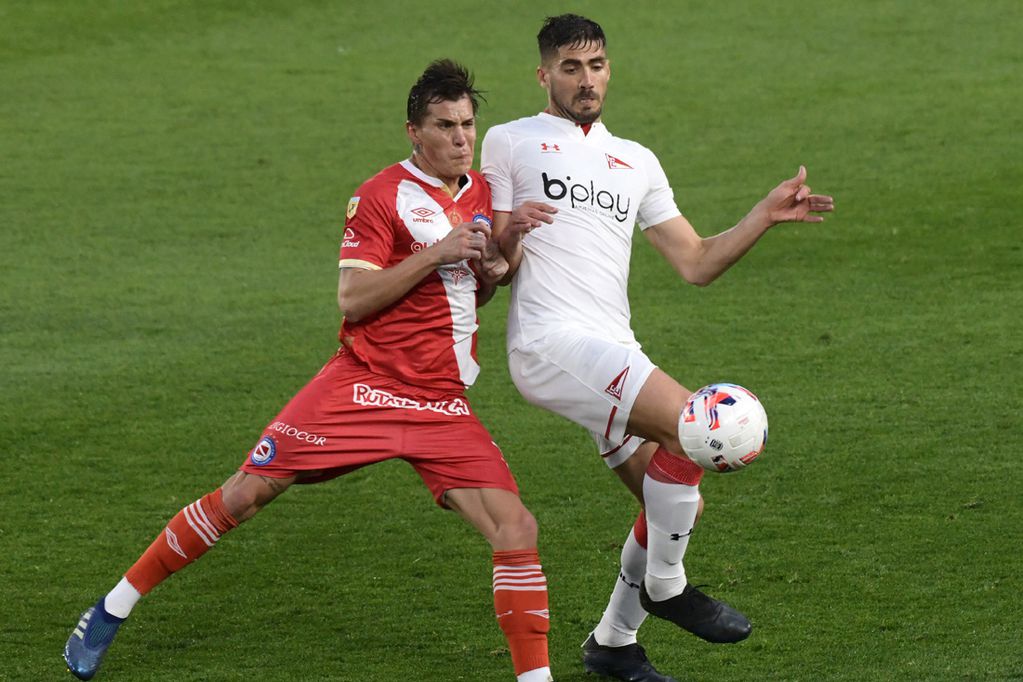 Estudiantes recibe a Argentinos por los cuartos de final de la Copa de la Liga