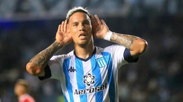 Alarma en Racing: Un club italiano confirmó su interés por llevarse a Copetti