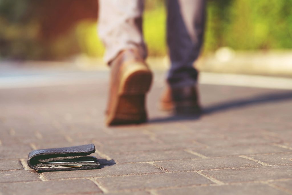 Rada Tilly: Perdió su billetera y cuando fue a denunciarlas para dar de baja ya habían hecho compras por $ 148.000