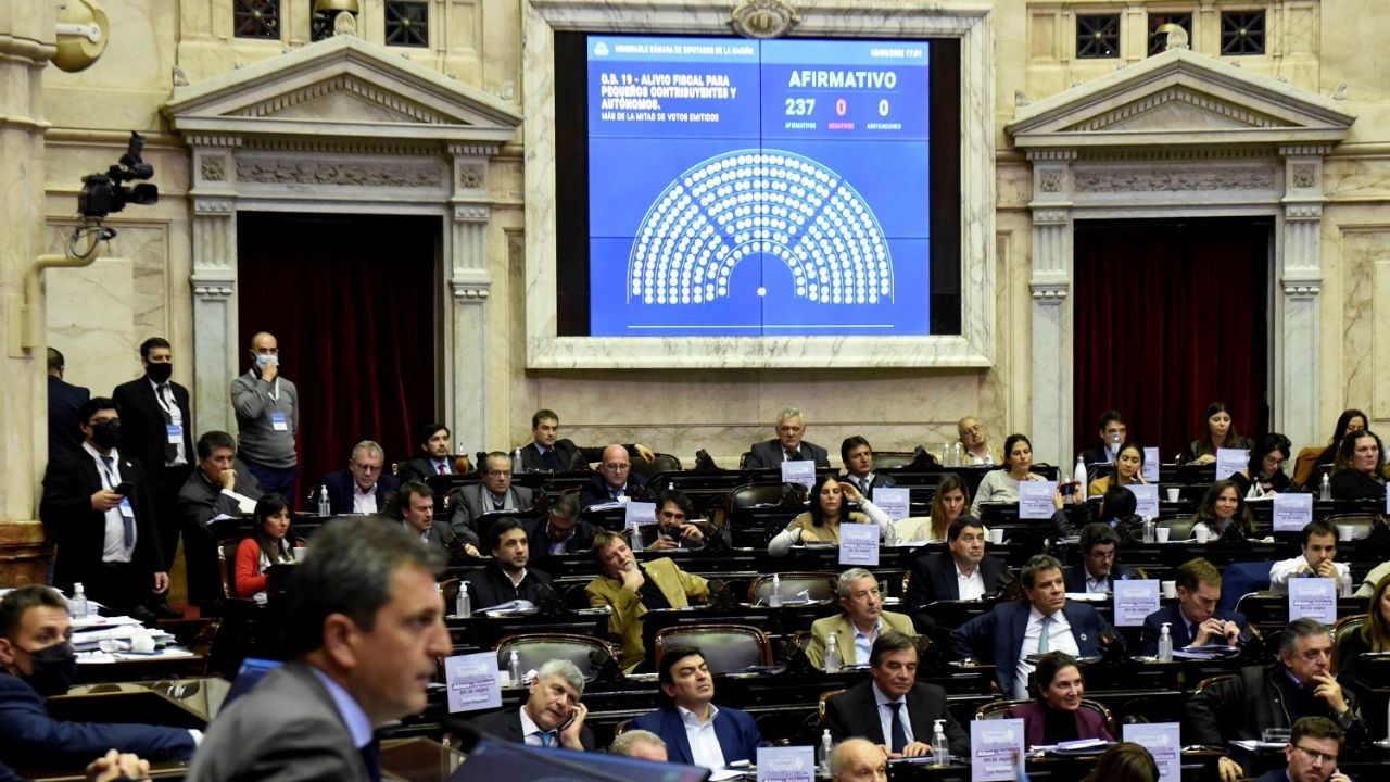 Massa: “Mas de cuatro millones y medio de argentinos se beneficiarán con esta rebaja de impuestos”