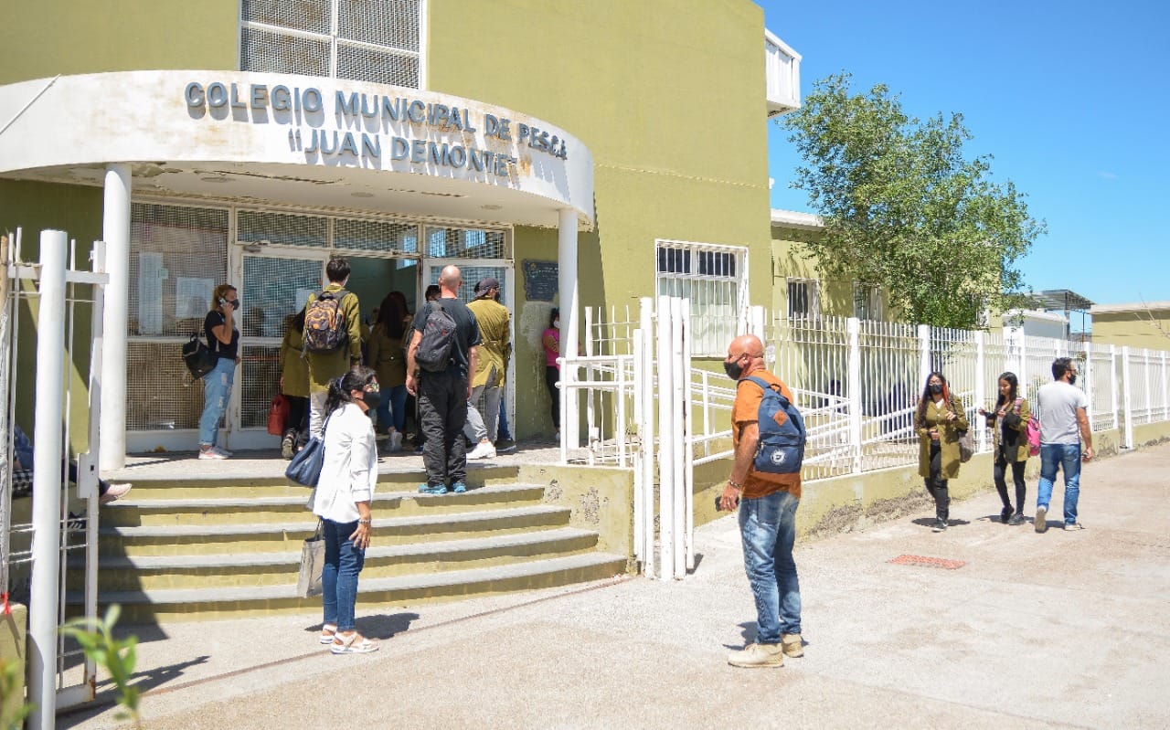 La Escuela de Pesca de Madryn convocó a docentes para cubrir suplencias
